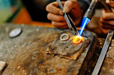 Quelles différences entre or 9 et 18 carats ?